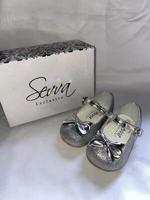 GIRLS KIDS MARY JANE GLITTER LOW HEEL PARTY WEDDING SANDALS SHOES SILVER UK 2 - Image 1 of 4