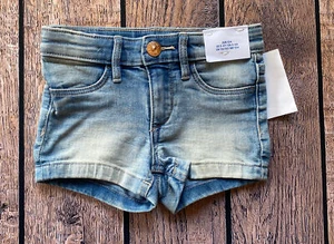 Toddler Girl Size 3-4 Years H&M Light Wash Adjustable Waist Denim Shortie Shorts - Picture 1 of 2
