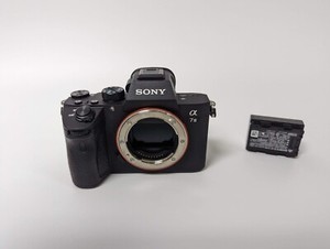 Sony Alpha a7 III Mirrorless Digital Camera (Body Only) + Battery