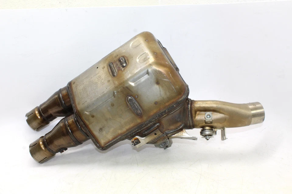 Yamaha Yzf-r1 S 2021 conjunto de tubo de escape cámara media OEM Foto 1 de 4