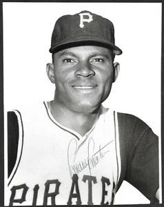 Manny Mota  PITTSBURGH PIRATES  SIGNED  7 x 9  AUTOGRAPH STAFF PHOTO AUTO COA #2 - Picture 1 of 1