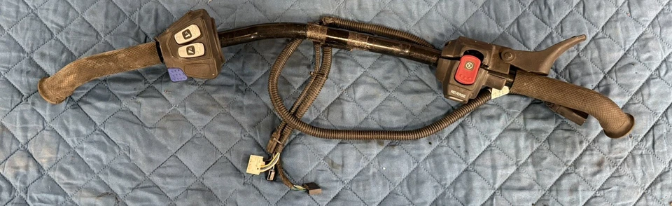 07-16 Arctic Cat Z1 Turbo Sno Pro Handlebars black 1705-092 0609-929 0609-880 - Image 1 of 1