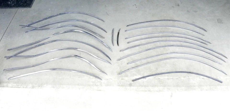 Chrysler Airflow 1934 rejilla inoxidable moldura moldura y plantilla para restaurar algunas piezas Foto 1 de 4