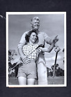 Photo de presse de la fondatrice de la LPGA Alice Bauer épouse Golf Pro Bob Hagge 1953