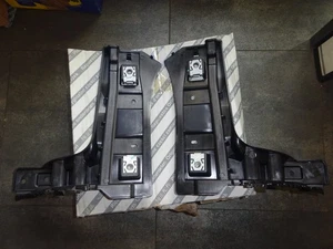 Supporto (Set 2 Pezzi) Paraurti Posteriore Fiat 500c Originale 52062271 - Foto 1 di 1