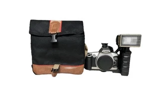 Canon EOS Rebel G SLR Film Camera + Flash Accessories And Camera Bag - Picture 1 of 9