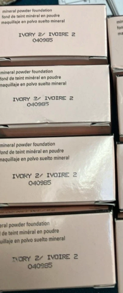 Mary Kay Mineral Powder Foundation Ivory 2  - Image 1 of 1