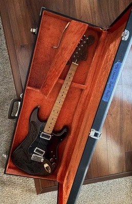 1976 Univox Ripper Bicentennial Eagle U1856 с чехлом - Изображение 1 из 4