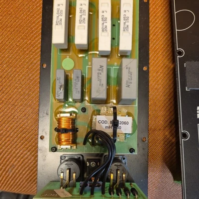 RCF CROSSOVER - Image 1 of 3