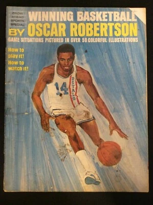 Revista Winning Basketball 1968 de Oscar Robertson M1096 Foto 1 de 2