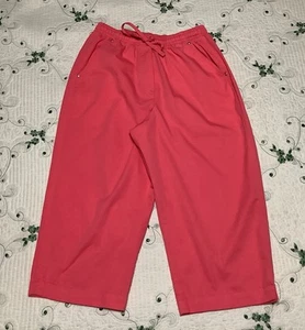 WOMEN NWOT Sz 10P "STUDIO WORKS" CORAL ELASTIC WAIST CAPRI PANTS 28"--30" WAIST - Picture 1 of 6