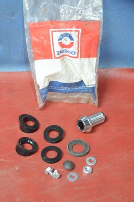 NOS 1982-88 Monte Carlo El Camino Power Antenna Bezel Trim Kit Delco GM 22062604 - Image 1 of 4