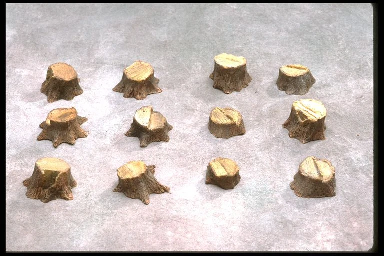 Juego de tocones SMC-428 12 piezas escala HO (sin terminar) Foto 1 de 1