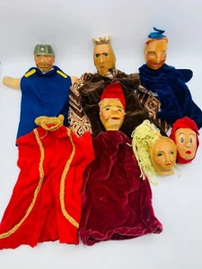alte Kasperle Theater Handpuppen Konvolut Holzköpfe Handarbeit 5 Stück CS - Bild 1 von 3