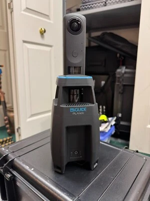 Iguide Planix Pro con cámara Ricoh Theta Z1 360, estuche rígido, batería, cargador Foto 1 de 4