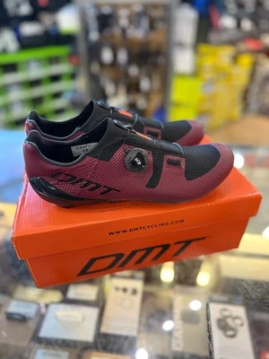 DMT KR30 Burdeos / Negro Talla 42 (NUEVO) Foto 1 de 4