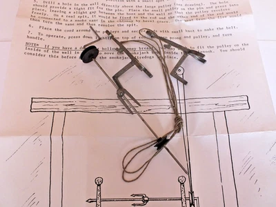 SUPERB VINTAGE DOLLS HOUSE MINIATURES FIRE TURNING HOG ROAST SPIT JACK (CC) - Image 1 of 3