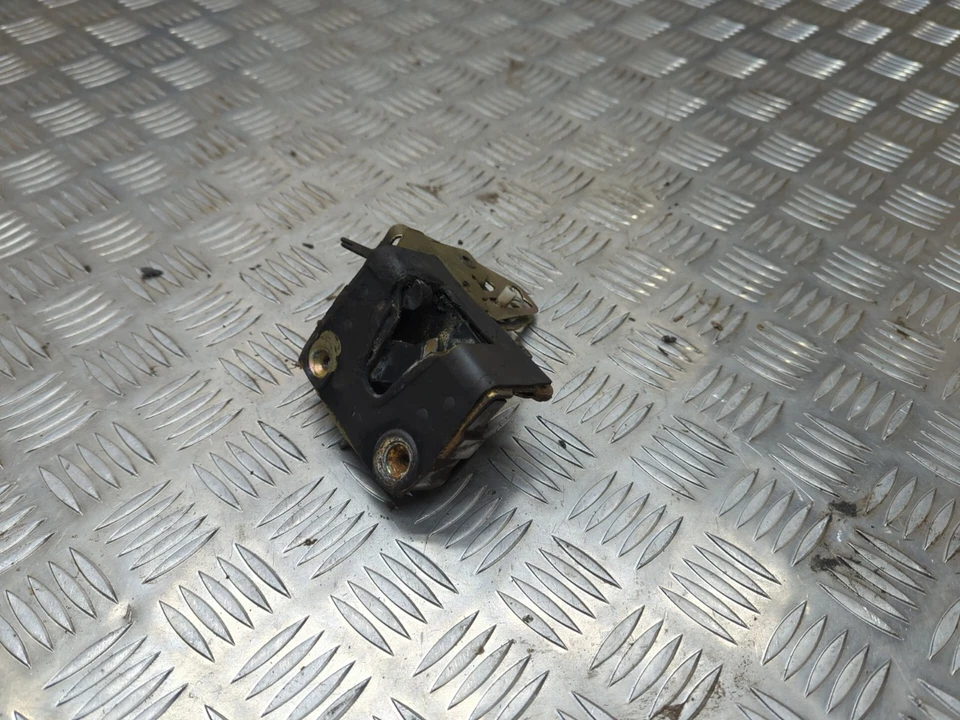 ЗАМОК ЗАЩЕЛКИ ЗАДНЕЙ ДВЕРИ LAND ROVER DISCOVERY 1 OFFSIDE (B8) - Изображение 1 из 4
