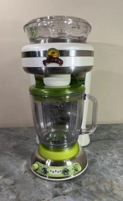 Bolsa de viaje Margaritaville Frozen Concoction Maker DM1595 máquina Margarita Foto 1 de 4