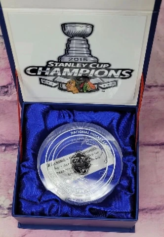 Chicago Blackhawks 2015 Stanley Cup champions crystal ice puck NHL Fanatics Cover