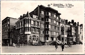 Belgium Nieuport Bain Nieuwpoort Bad De Zeedijk Postcard B256 - Picture 1 of 2