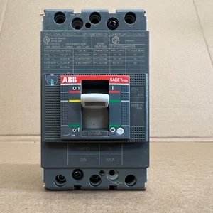 New ABB SACE Tmax XT1H 125 3 Pole 35 Amp 600v Circuit Breaker FLAWED NNB - Picture 1 of 8
