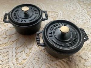 2x Staub LA Cocotte Oven pie Dish Pot With Lid 10cm Round Cast Iron Black - Picture 1 of 12