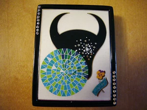 Estee Lauder.. Taurus Erte Pressed Powder Horoscope Zodiac Compact Collection - Imagen 1 de 6