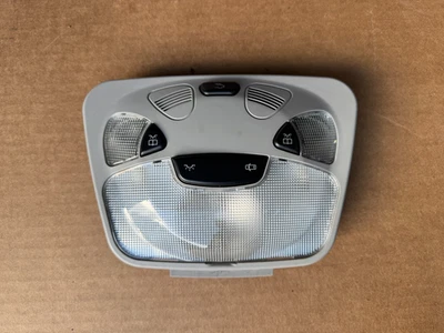 Mercedes 209 CLK 270 CDI 2003 Coupe Interior Light 2098200501 7E94 e11607 - Image 1 of 4