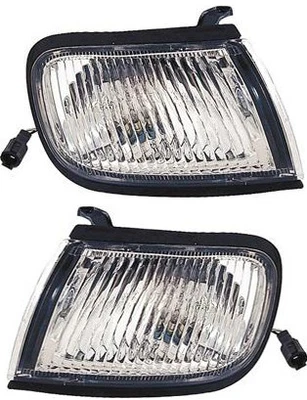 Corner Light For 97-99 Nissan Maxima Set of 2 Driver and Passenger Side w/ Bulbs - Image 1 of 4