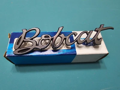NOS MERCURY BOBCAT FR FENDER NAME PLATE FITS 1975 1976 1977 1978 1979 1980 NICE - Image 1 of 4