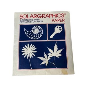 Vtg Solar Graphics Sun Sensitive Paper Develops In Water (18) 10 x 11 cm 1984 - Picture 1 of 3
