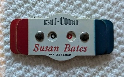 Antiguo Original 1942 Patriótico Susan Bates Tejido Contador de Filas Tejer EE. UU. Foto 1 de 4