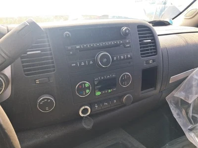 Used A/C Selector Switch fits: 2011 Chevrolet Silverado 1500 pickup w/AC automat - Image 1 of 4
