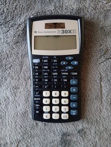 Texas Instruments TI-30X IIS Scientific Calculator Tested  - Picture 1 of 4