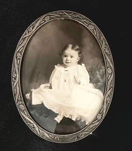 Antique Silvered Floral Convex Picture Frame McCREERY & CO PITTSBURGH 6”x4.5” - Picture 1 of 11