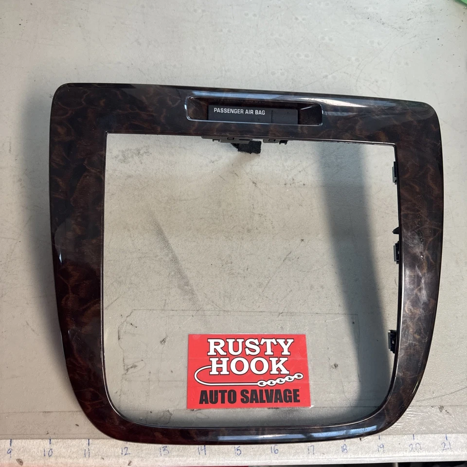 Chevrolet Impala 2014 radio tablero bisel moldura OEM. 15803854 Foto 1 de 4