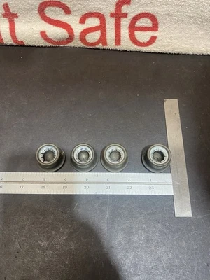 4- Almohadilla giratoria Jorgensen, 1 3/8” de diámetro, 3/4” de diámetro Agujero Foto 1 de 4