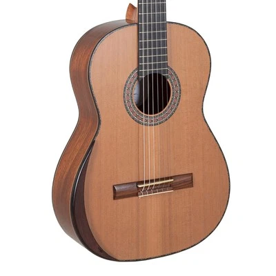 Manuel Rodríguez Magistral D-C Escala 4/4 Clásico Cedro/Caoba Caja Abierta Foto 1 de 4