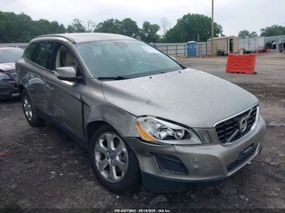 Passenger Sun Visor Illuminated Fits 14-17 VOLVO XC60 4934859 Foto 1 de 4