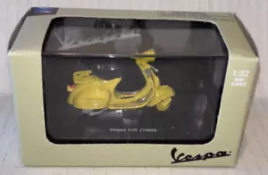 New Ray Diecast, 1960 VESPA 125 SCOOTER (1/32 Scale) - Picture 1 of 3