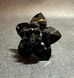 Black Flower Statement Fashion Ring Silvertone Adjustable Size 8 - Picture 1 of 4