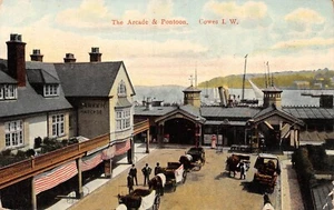 POSTKARTE ISLE OF WIGHT COWES DIE SPIELHALLE UND PONTONSZENE um 1907 - Bild 1 von 2