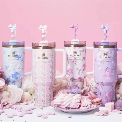 AS-SHOW-STANLEY Love Shack Fancy Quencher H2.0 Tumbler 40OZ In Hand Tumbler New With Box