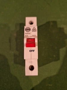 Wylex MCB 32 Amp Single Pole Breaker Type B 32A Red Dolly NSB32 Stotz - Picture 1 of 1