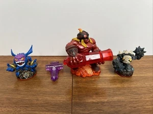 Lot Of 4 Skylanders Activision Game Figures - Picture 1 of 4