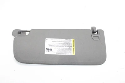 Chevrolet Silverado 1500 2019-2024 techo derecho pasajero parasol OEM Foto 1 de 4