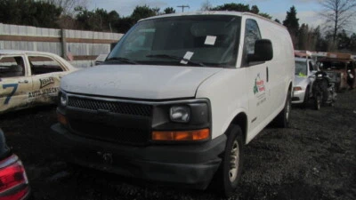 Used Engine Cooling Fan Clutch fits: 2005 Chevrolet Express 2500 van CNG exc. Cu - Image 1 of 4