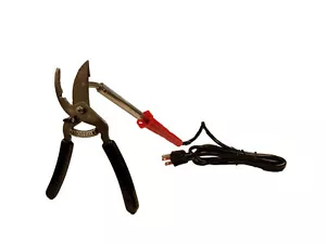 Electric Tail Docker 110 Volt Pig Cuts Cauterizes at the Same Time Tail Biting - Picture 1 of 1