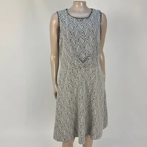 NUEVO Vestido para mujer Banana Republic 12 funda en zigzag sin mangas carrera blanco NN14 - Imagen 1 de 8